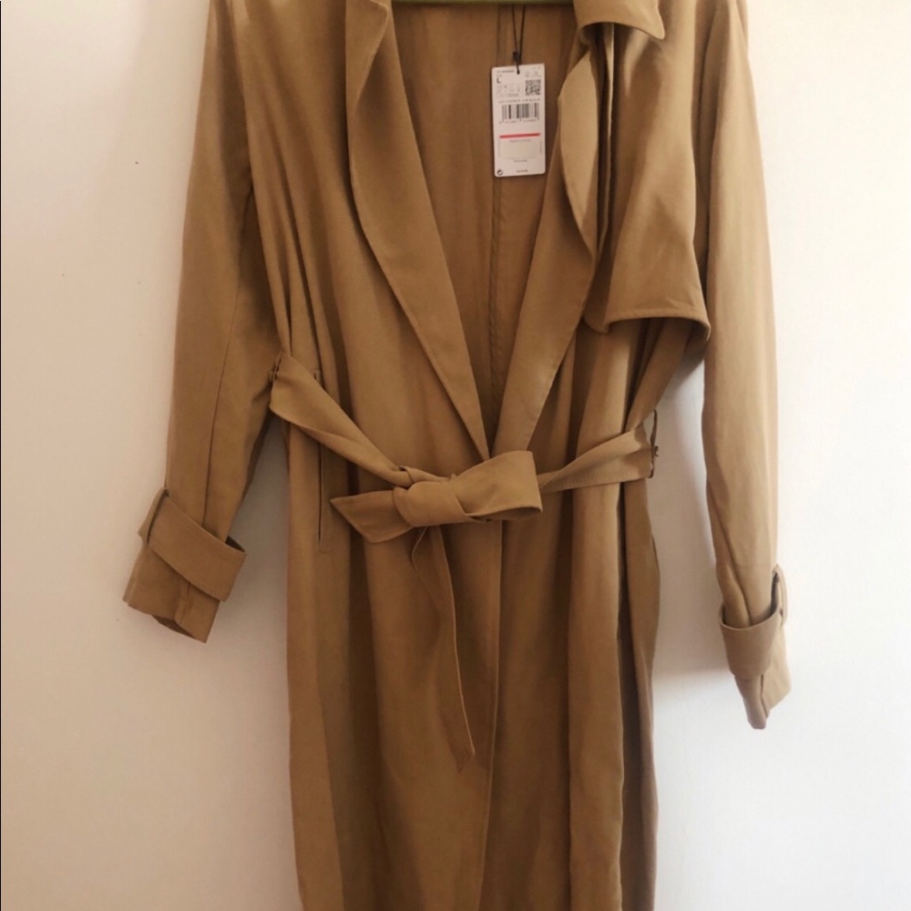 Mango maxi trench coat size M in Khaki.